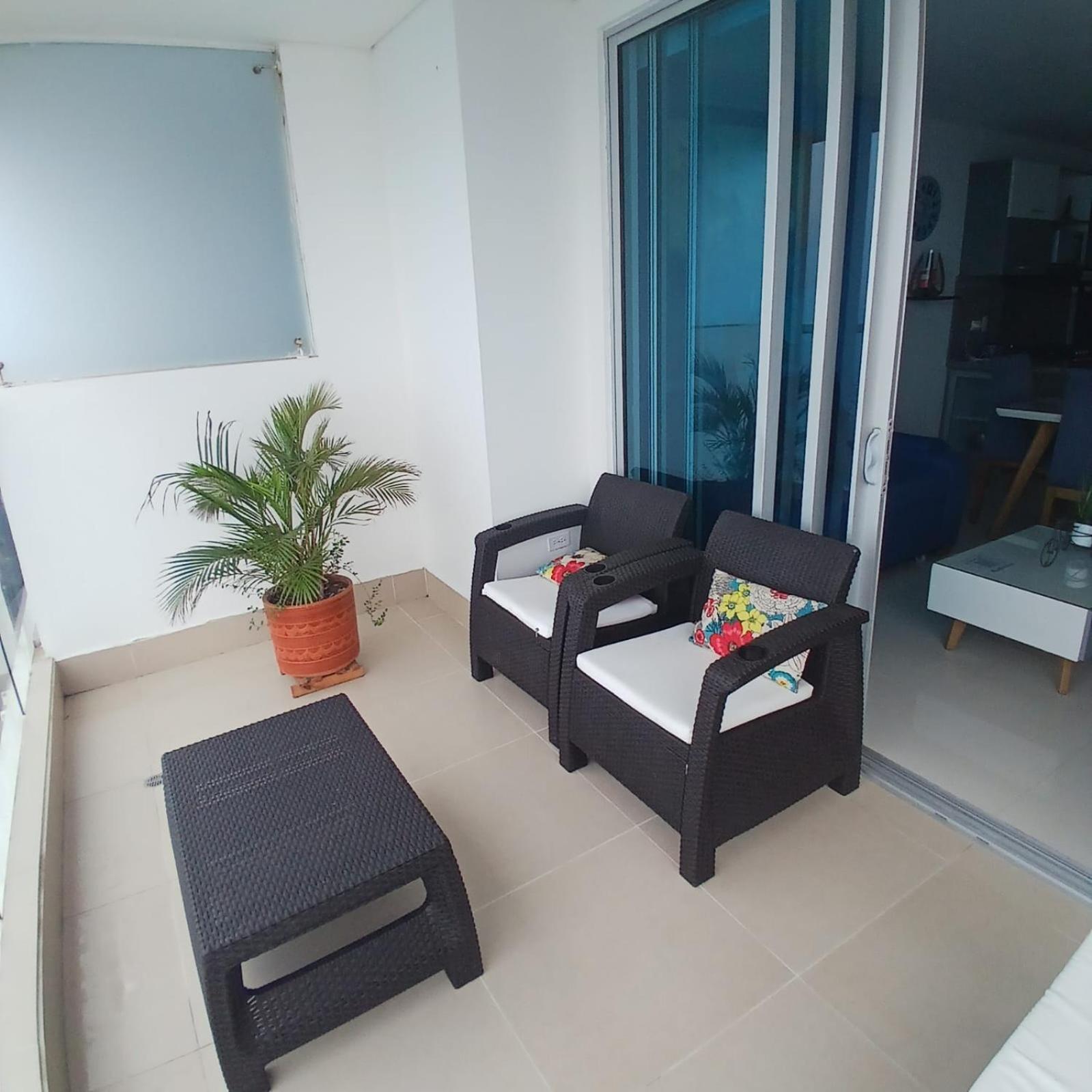 3404 Palmetto Frente A La Playa *